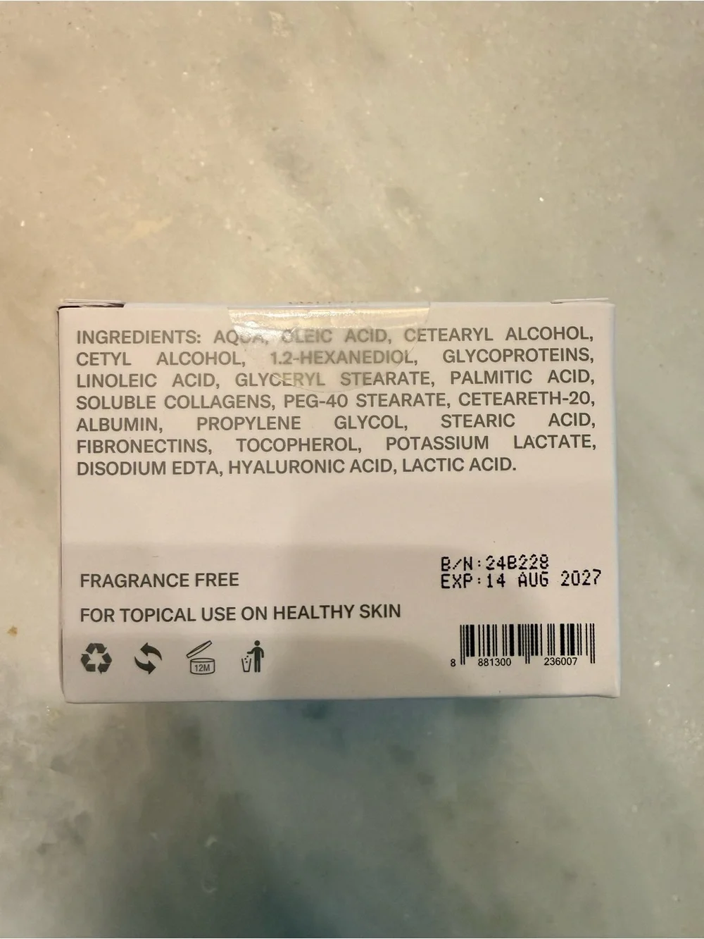 CALE Professional Multi-Action Cream — White and Silver